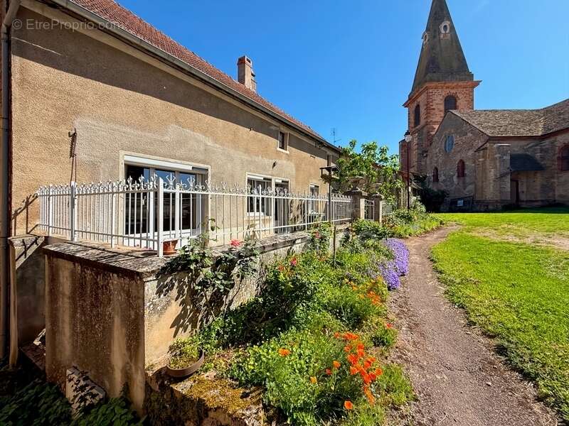 Maison à vendre 6 pièces  (71) - photo 2