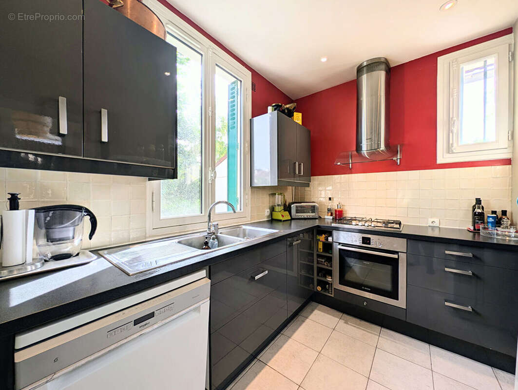 Maison familiale 5 pièces de 98 M² édifiée sur Terrain de 257 M² - photo 7