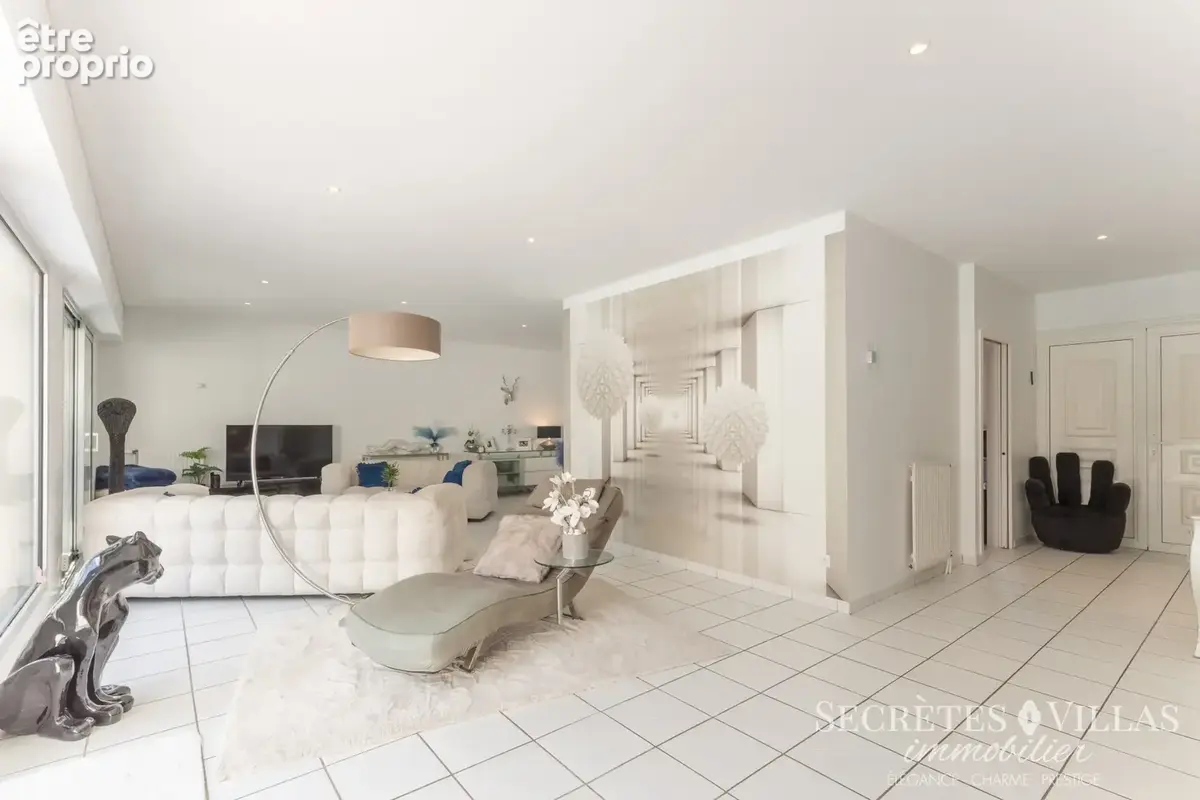 Pessac coeur du golf villa 210 m2 sur terrain  2211m2 - photo 5