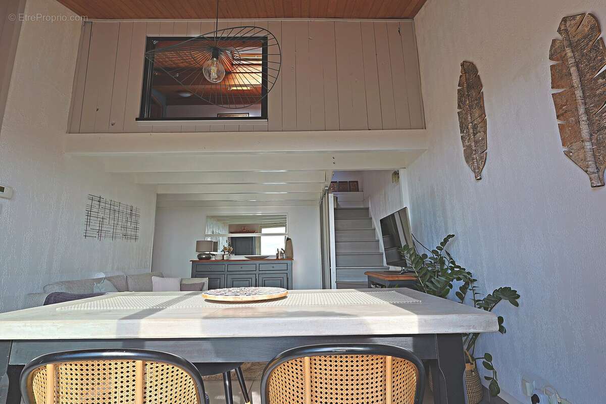 Appartement à VALBONNE