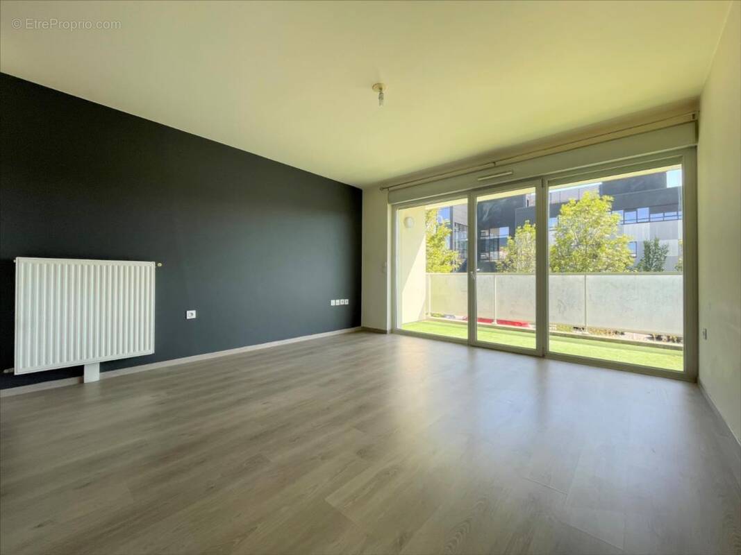 Appartement à BEZANNES