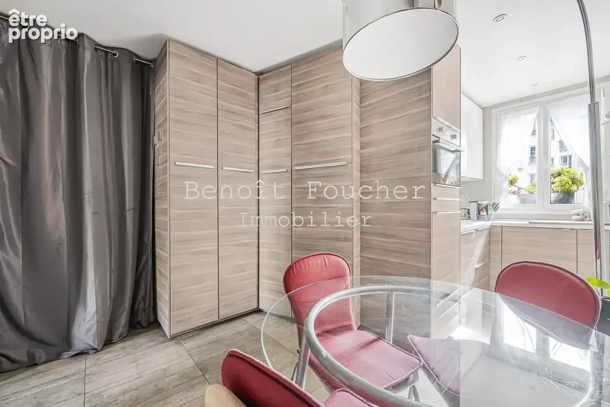 Paris 10ème, appartement trois pièces deux chambres en parfait état 64m2 - photo 7