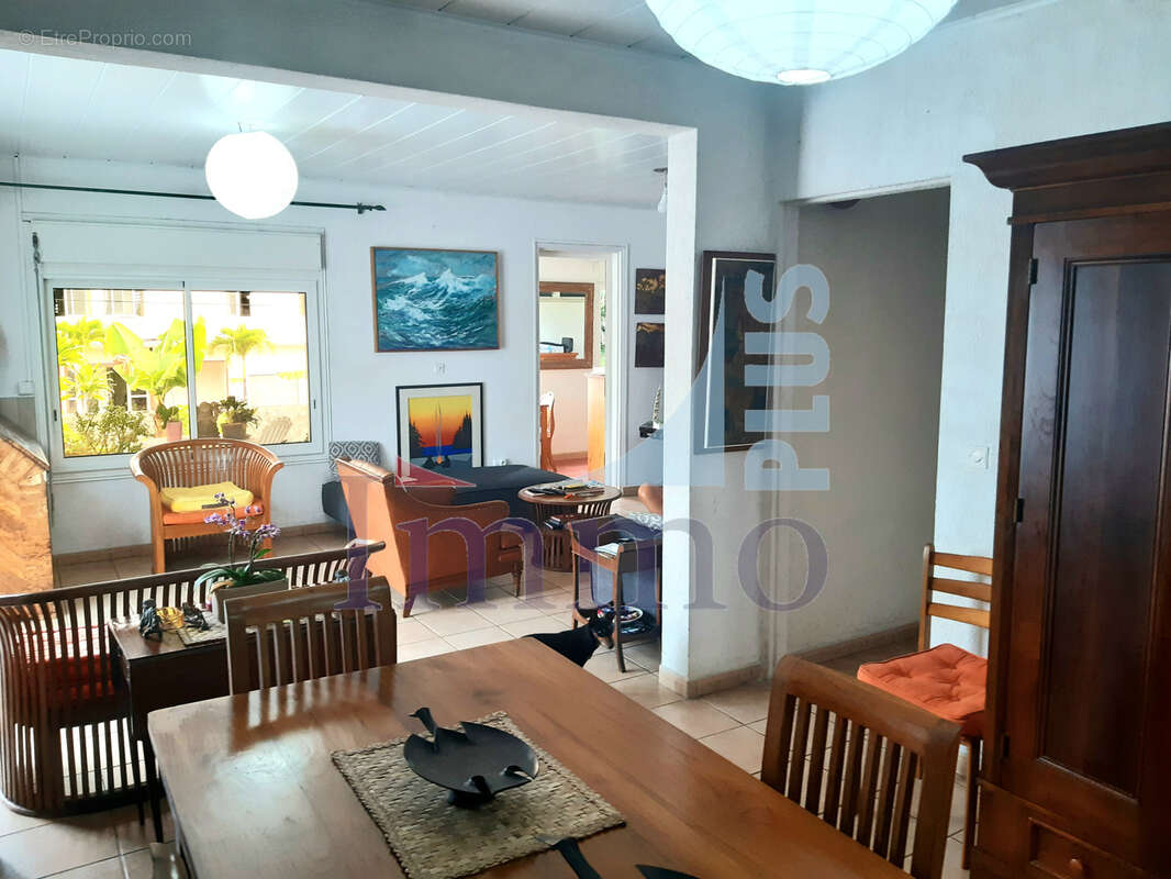 Maison à PETITE-ILE