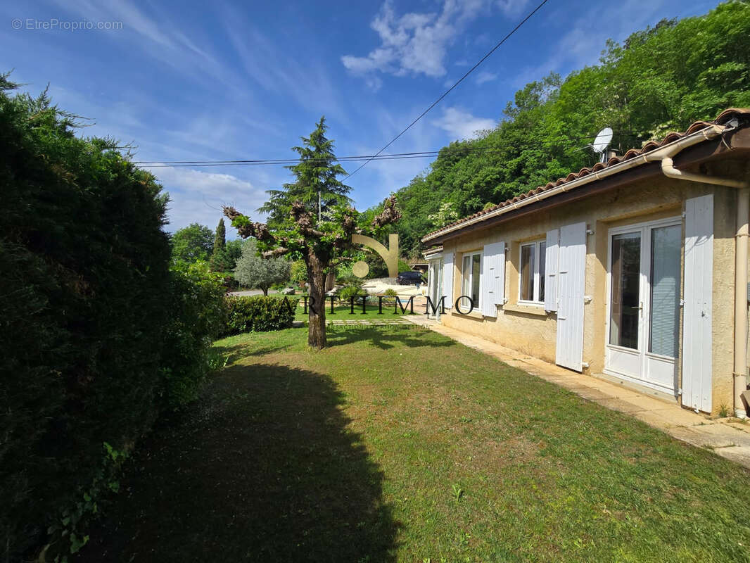 Maison à GEYSSANS
