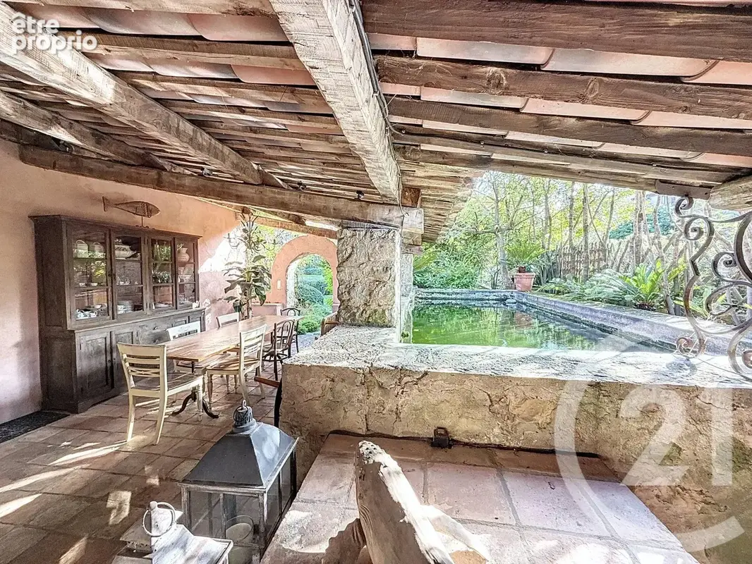 Maison 209 m² à Grasse  - photo 18