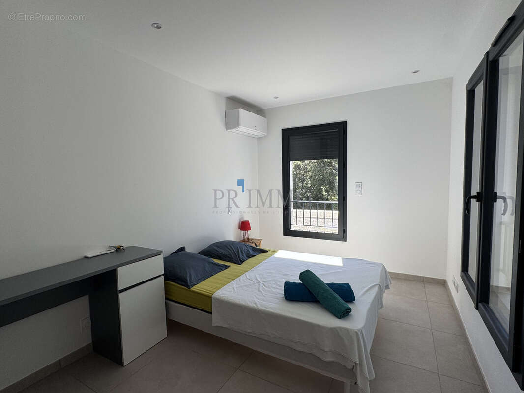 VILLA de 2022, coeur de Boulouris avec piscine. - photo 6