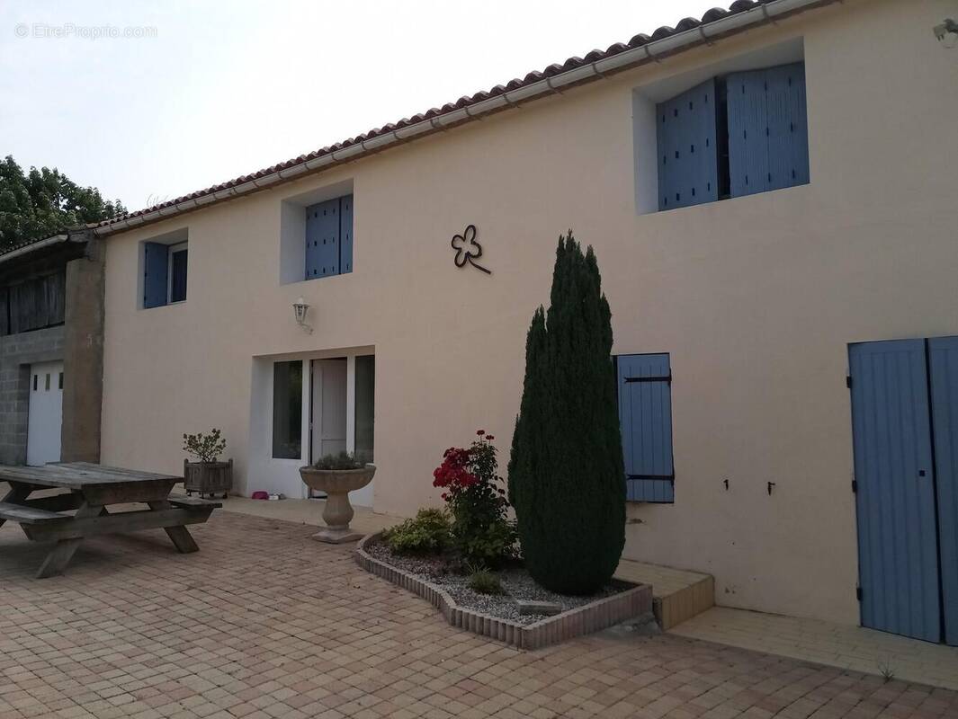 Photo 1 - Maison à CHENAC-SAINT-SEURIN-D'UZET