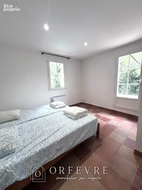 CASTRIES - Maison familiale avec piscine et  jardin - photo 6