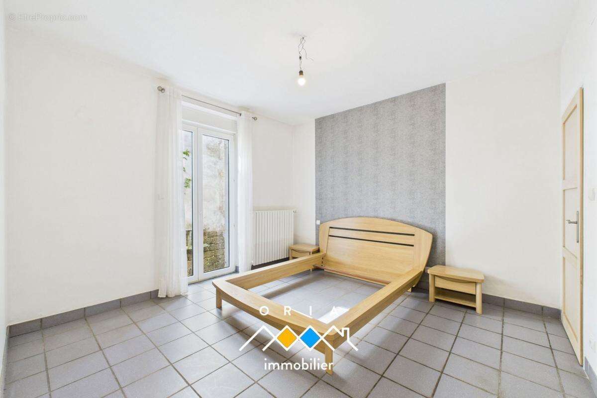 Maison à PAGNY-SUR-MOSELLE