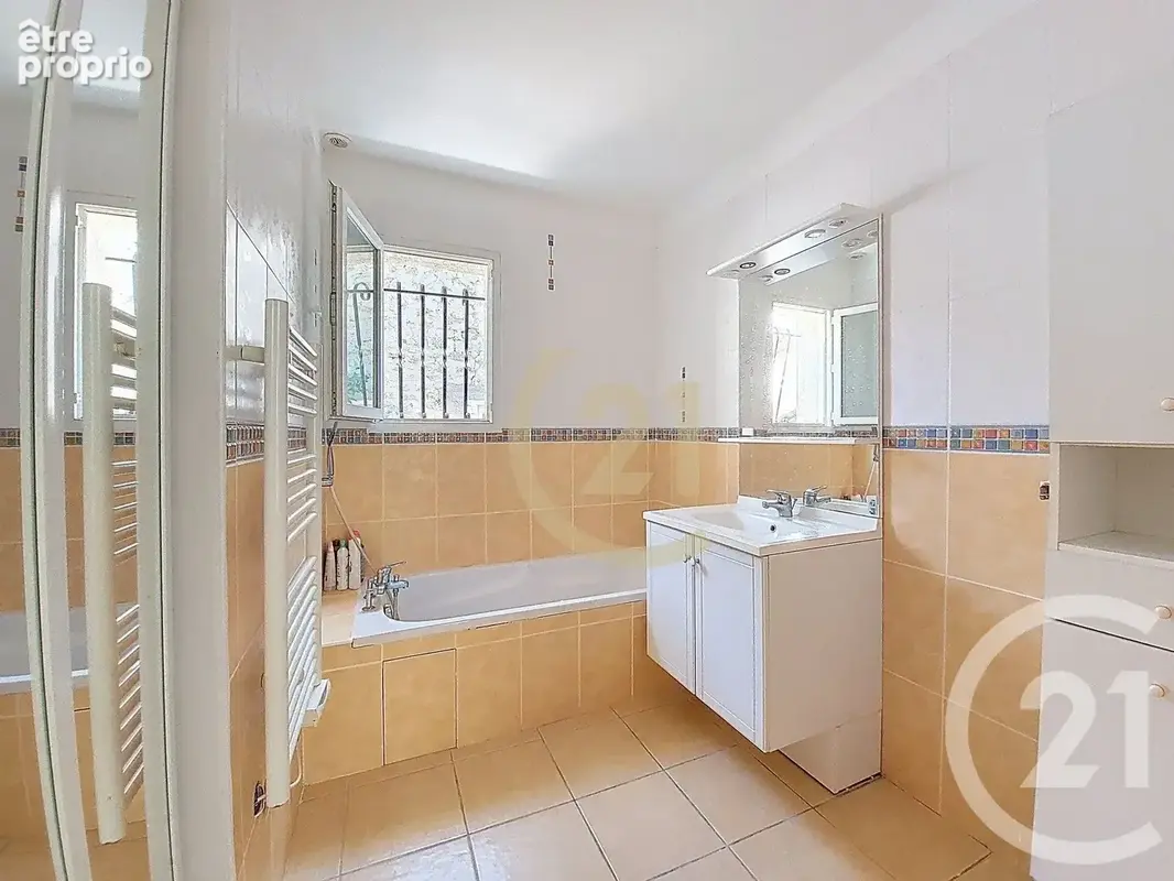 Maison 3 pièces 82 m² à vendre à Gigean (34770) - photo 3