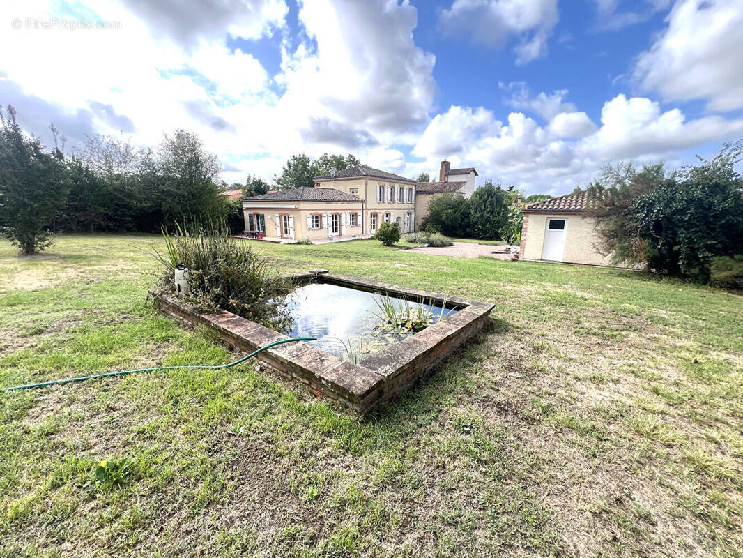 Maison à GRATENTOUR