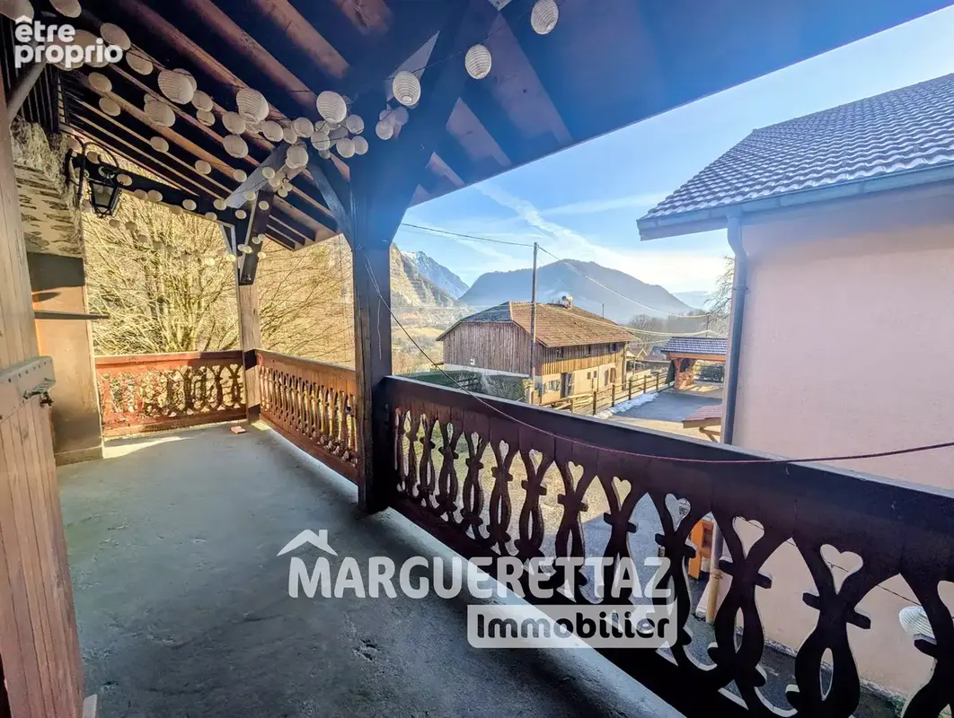 Maison mitoyenne 170m² - ST JEOIRE - photo 9