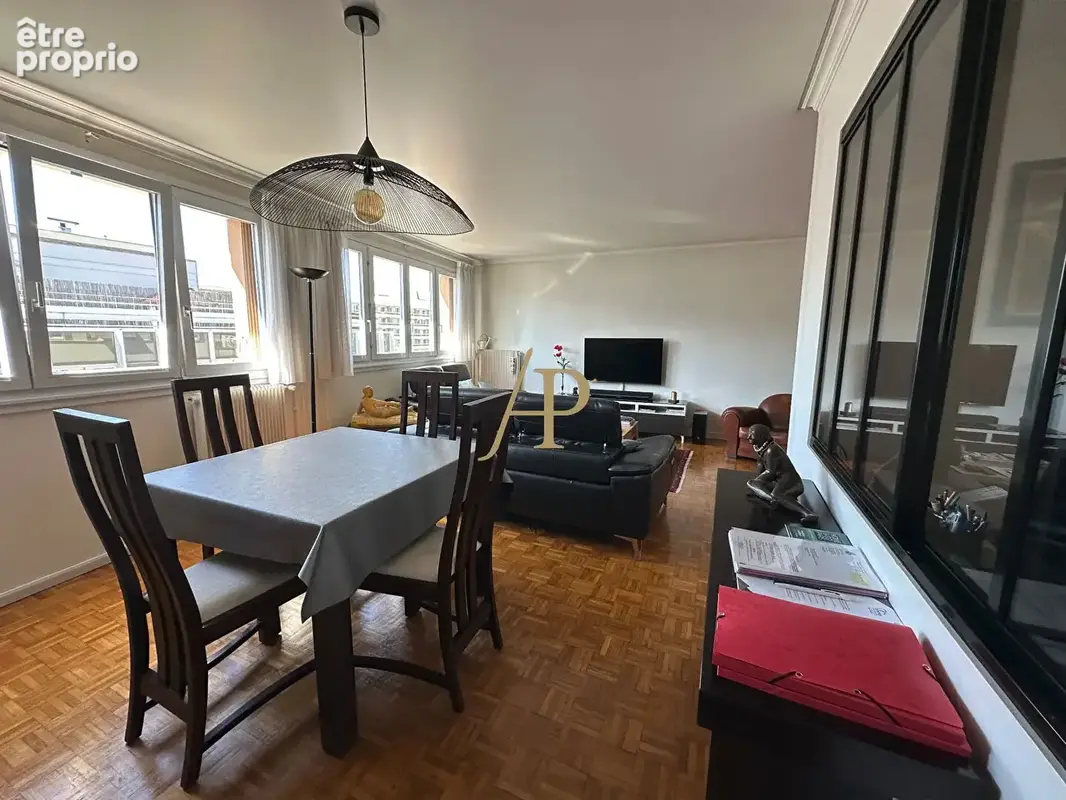 POISSY CENTRE Appartement  4 pièce(s) 89m2 - photo 11