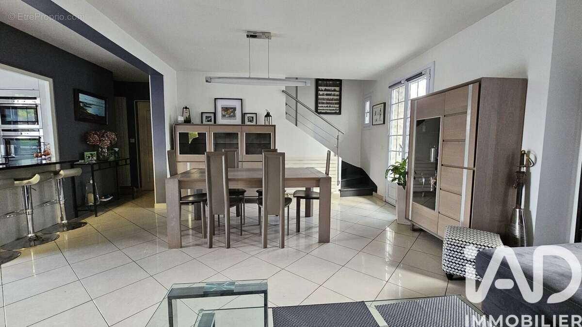 Maison 150 m² à Morainvilliers  - photo 5