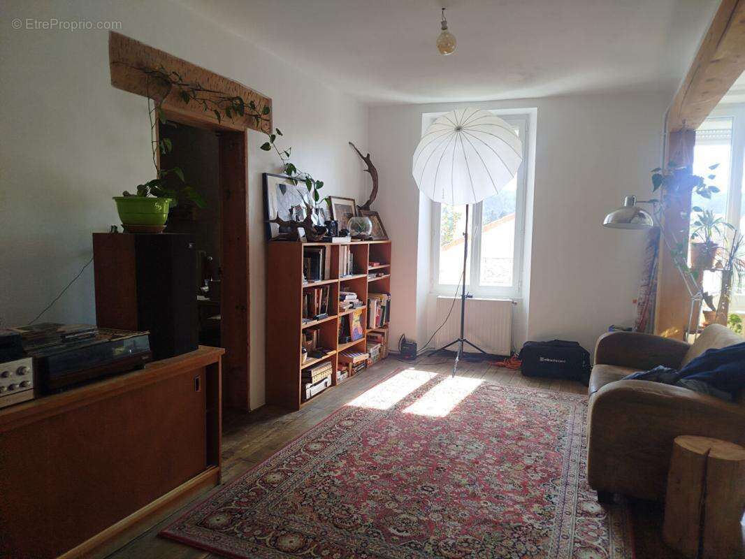 Maison  avec jardin , garage et appartement indépendant - photo 6