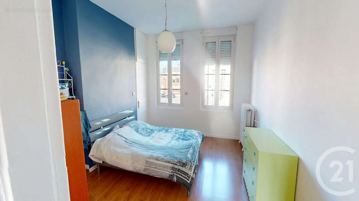 Maison à SAINT-QUENTIN