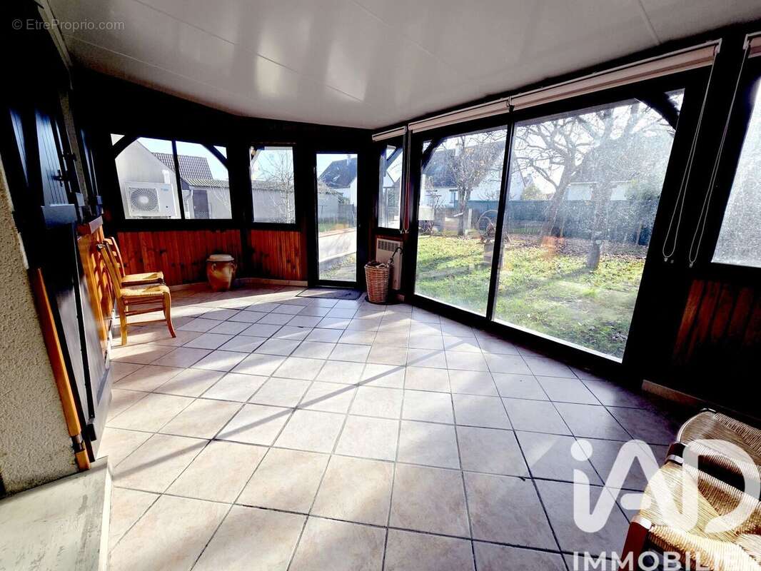 Photo 4 - Maison à SAINT-JEAN-DE-BRAYE