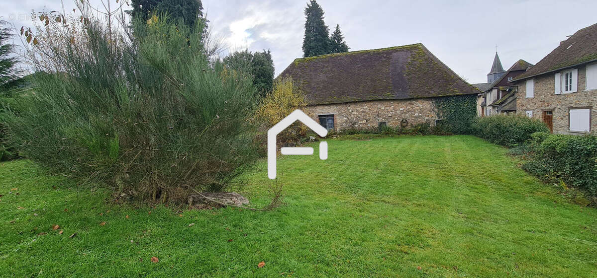 Maison à MONTGIBAUD