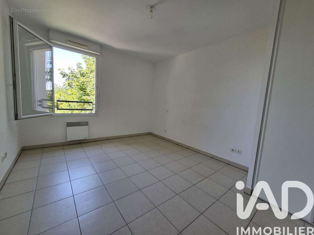 Photo 5 - Appartement à ROQUETTES
