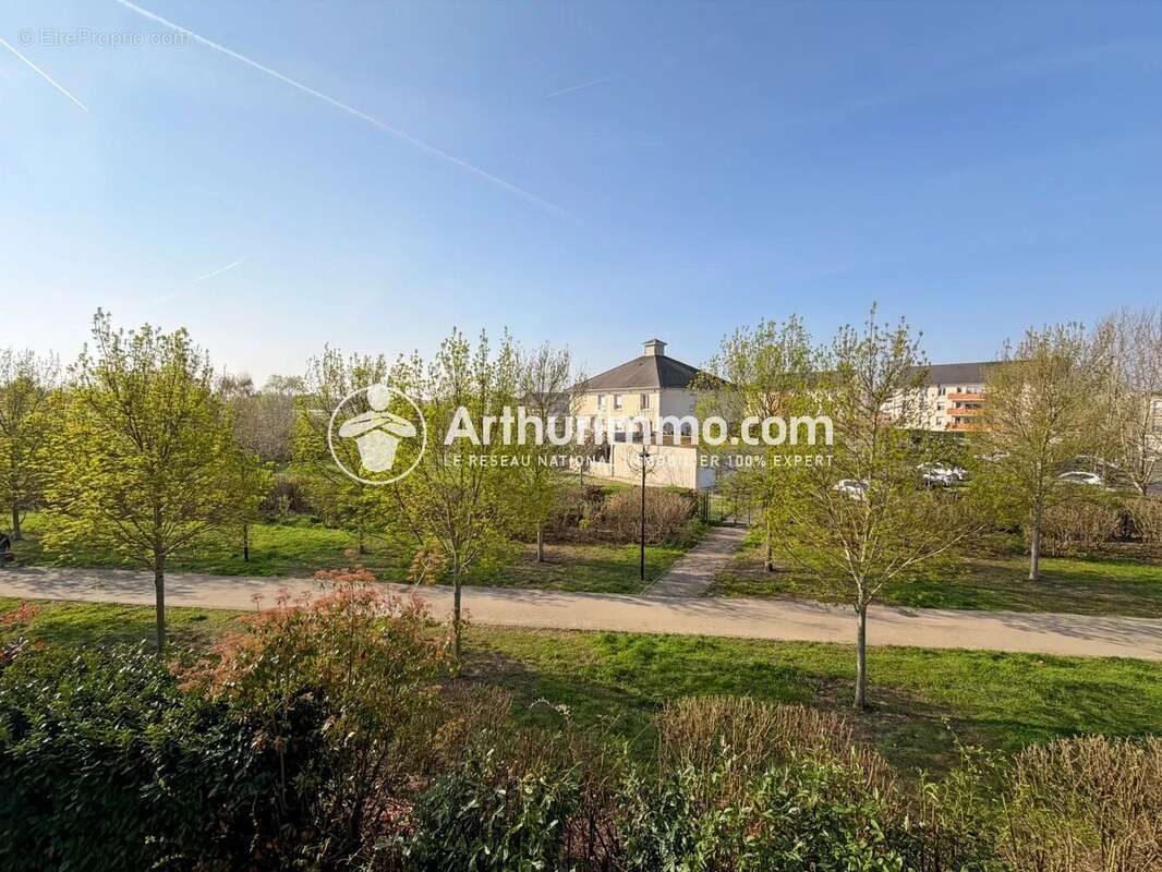 Appartement à SAINT-PIERRE-DU-PERRAY