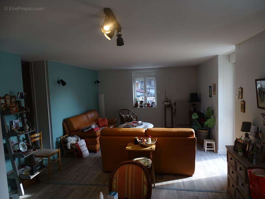 Appartement à MOIRANS-EN-MONTAGNE