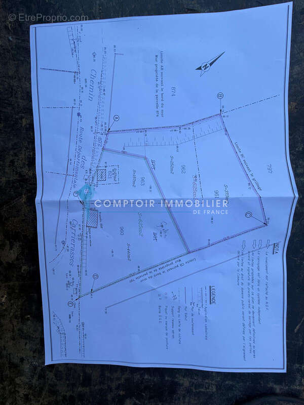 Terrain constructible - 625 m2 à Crespian - photo 5