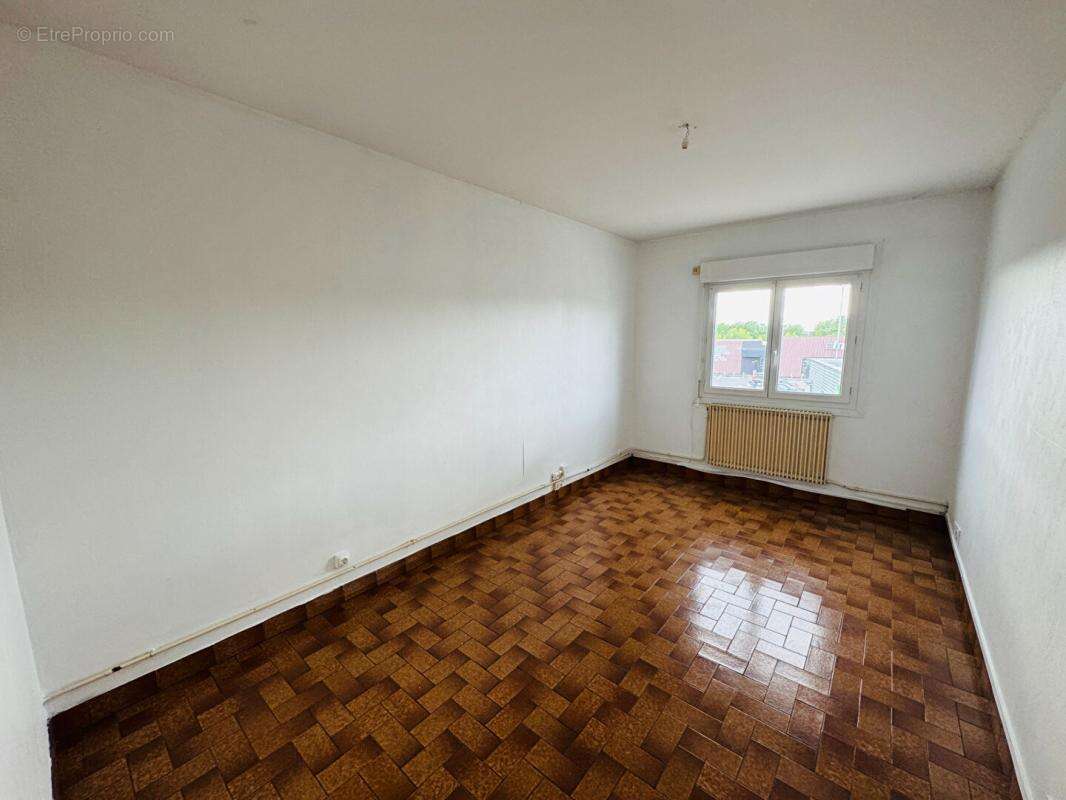 Appartement à FOURCHAMBAULT