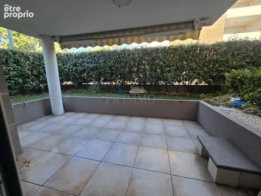 ST RAPHAEL Proche du vieux Port - T2 52m2 en RDJardin - photo 4