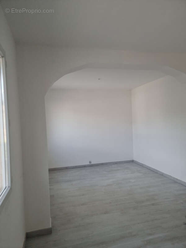 Appartement à MARSEILLE-11E