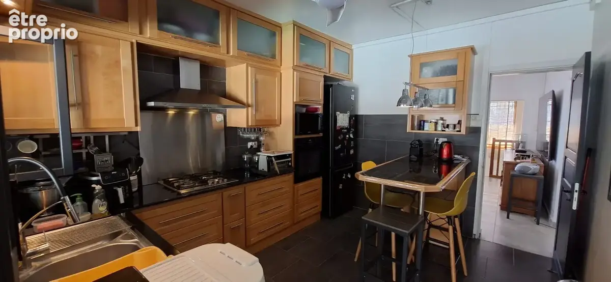 Maison 251 m² à Saint-Denis  - photo 8