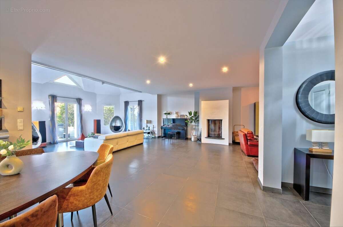 Maison à JOUARS-PONTCHARTRAIN