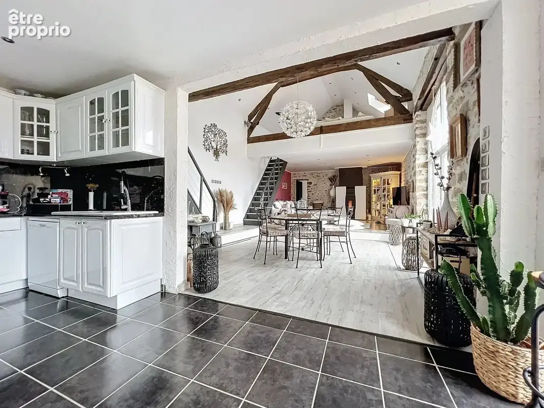 Maison 8 pièces 285 m² à vendre à La Grande-Paroisse (77130) - photo 8