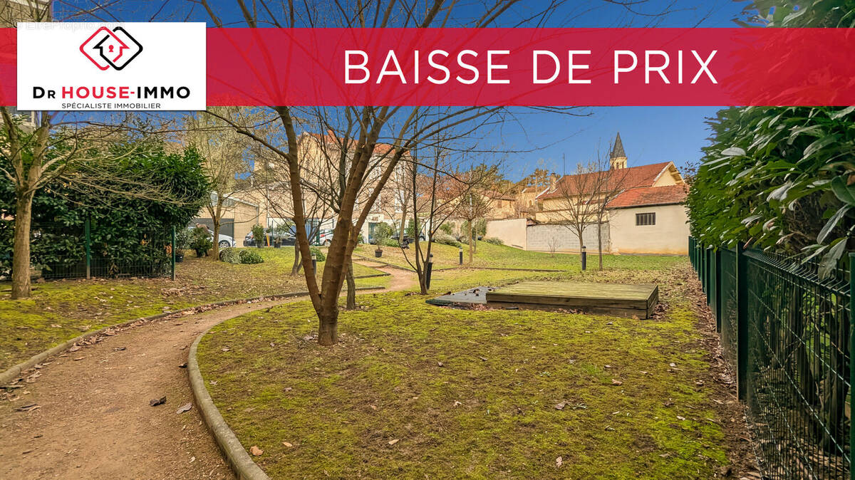 Appartement à PIERRE-BENITE
