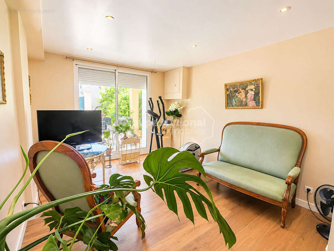 Exclusivite - les 4 chemins - villa t6 de 128 m² environ - terrain clos de 330 m² - annexe de 11 m² - photo 5