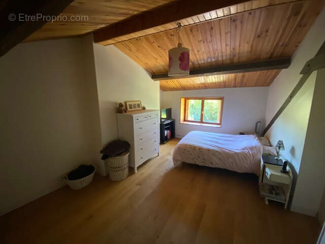 Maison à SAINT-DENIS-COMBARNAZAT