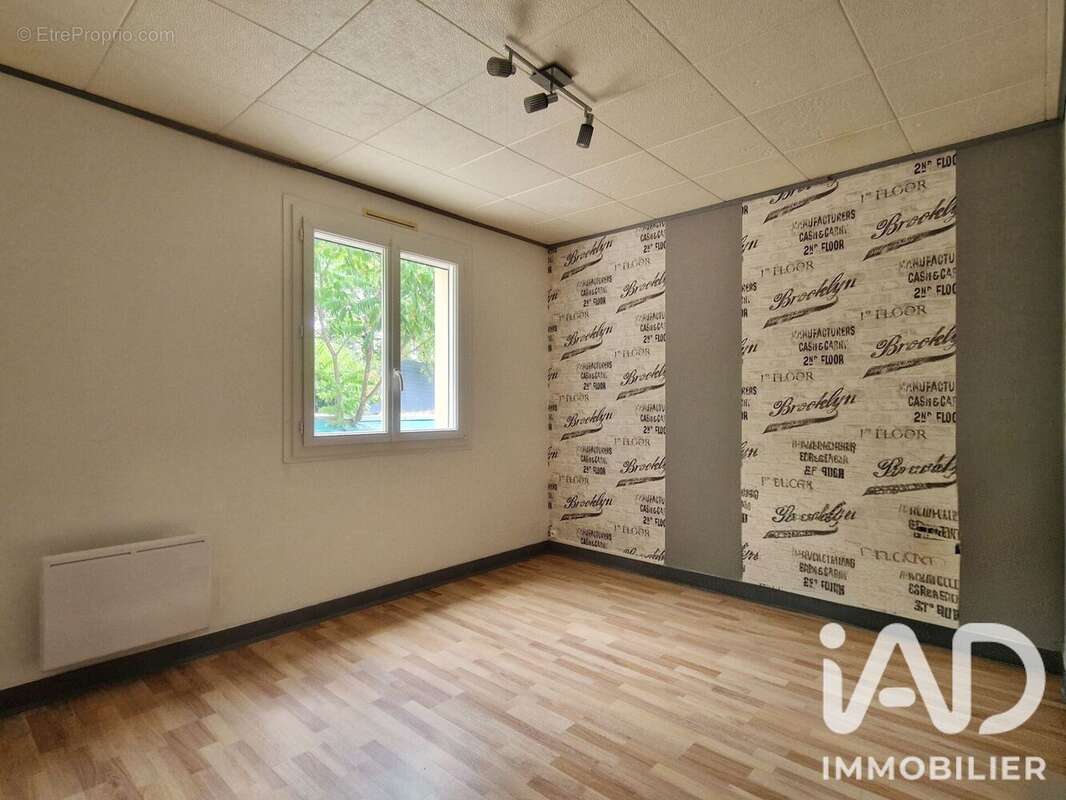 Maison 110 m² à Dirac  - photo 7