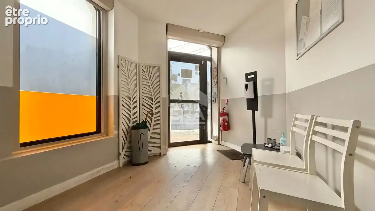 Local commercial 61m² à corbeil-essonnes - photo 3