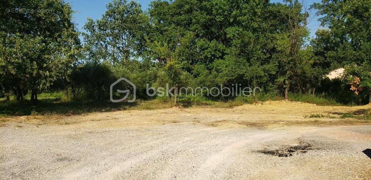 À vendre – Terrain constructible 537 m² – Martignargues - photo 2