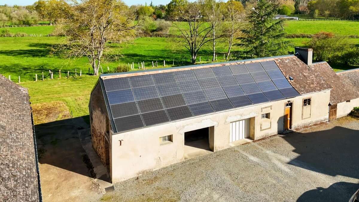 Propriété avec hangar et 4 800 m² de terrain - photo 14