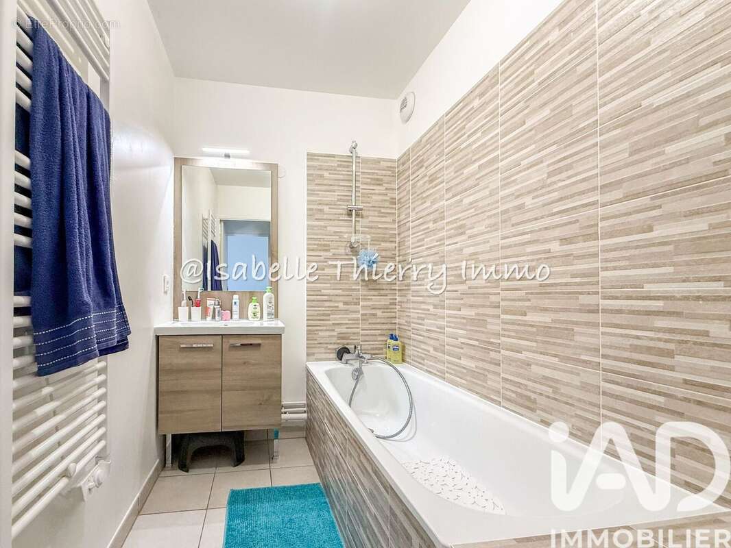 Photo 9 - Appartement à MONTLHERY