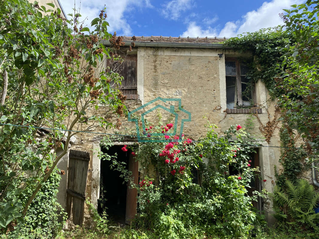 Appartement à LA QUEUE-LES-YVELINES