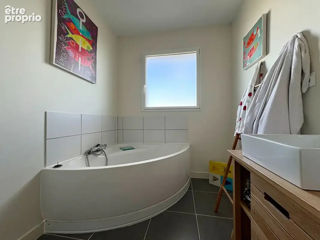 Milizac, maison contemporaine de 136 m²,  4 chambres , dpe b - photo 12