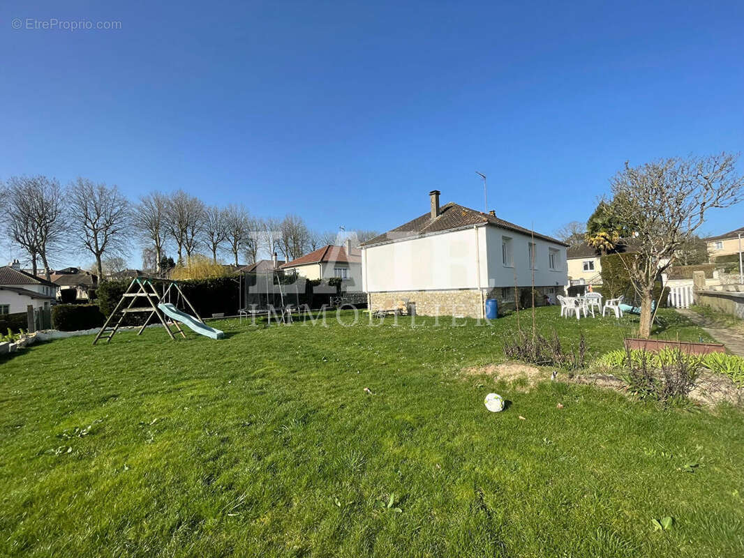 Maison à MORTAGNE-AU-PERCHE