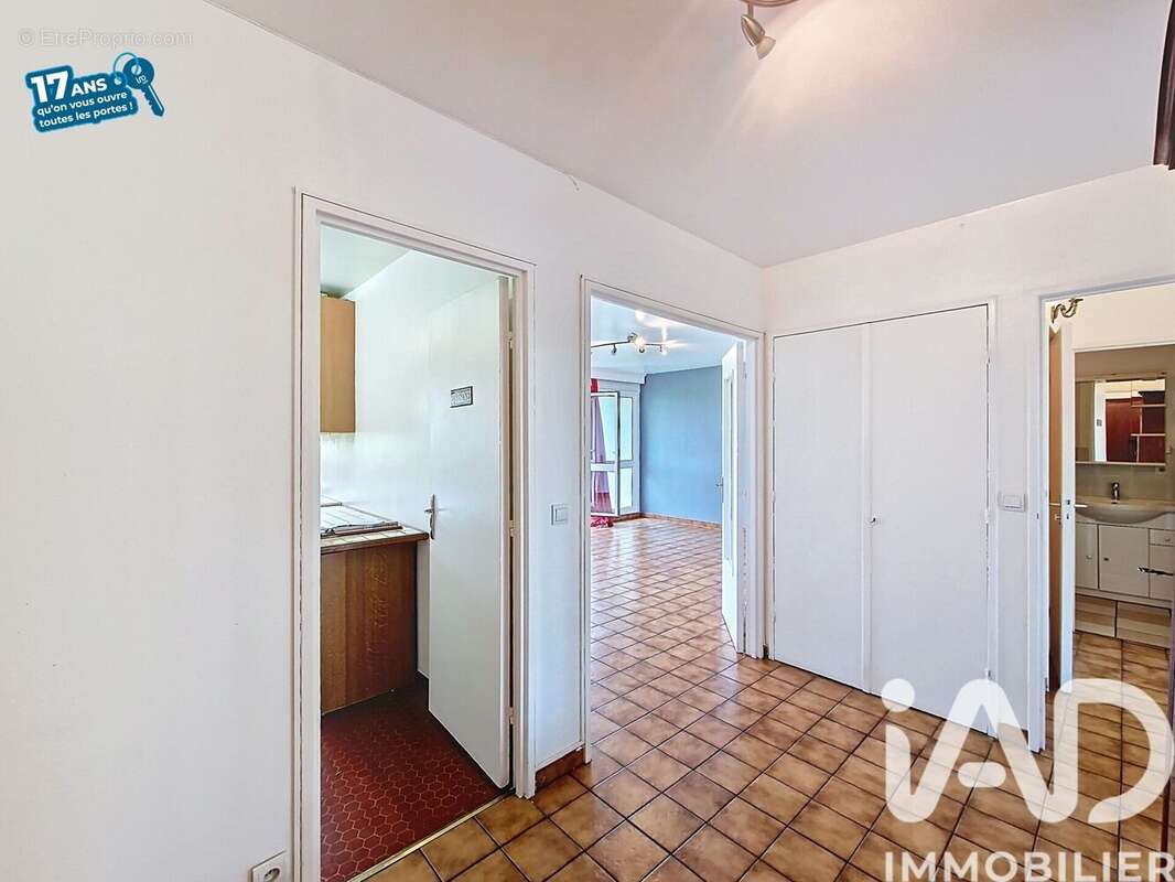 Photo 8 - Appartement à L'ILE-SAINT-DENIS