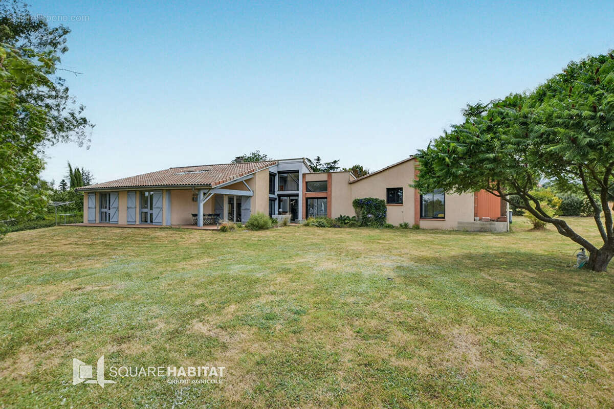 Maison à CASTANET-TOLOSAN