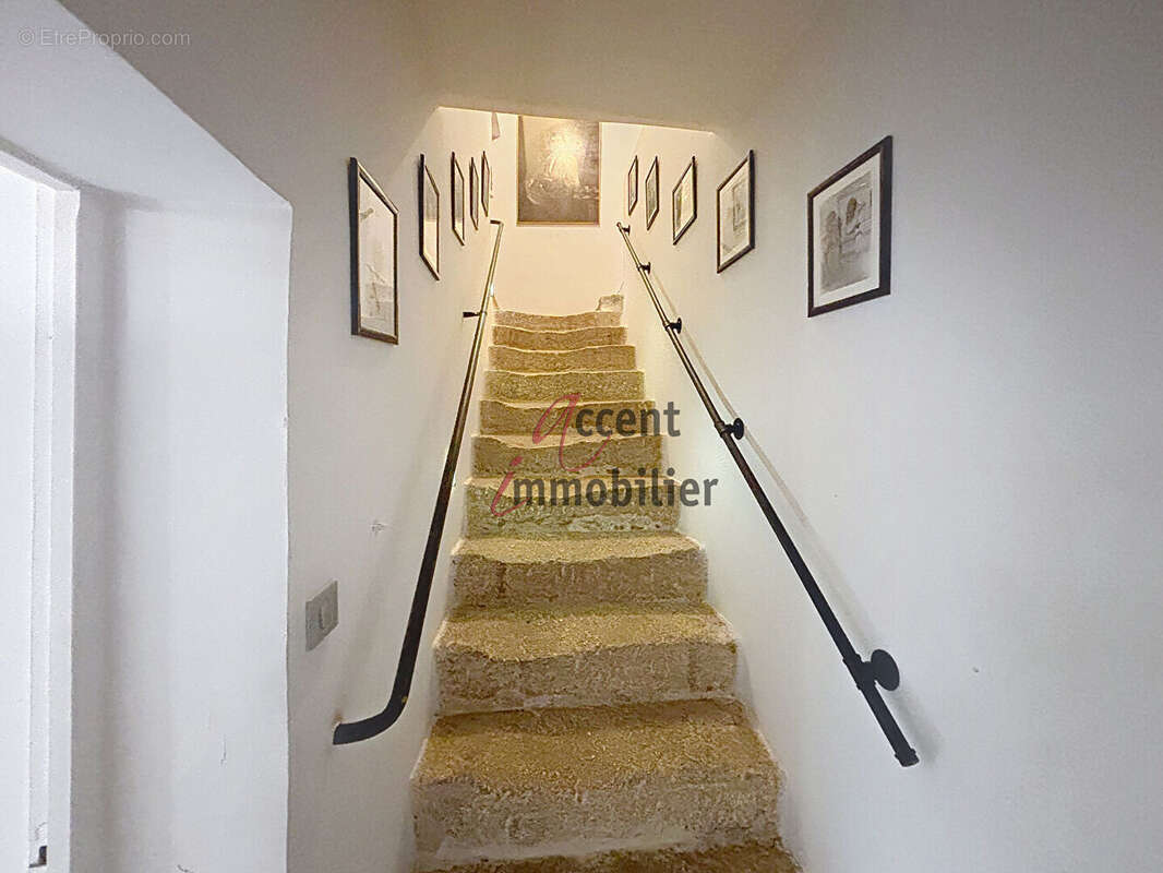 Maison à ROBION
