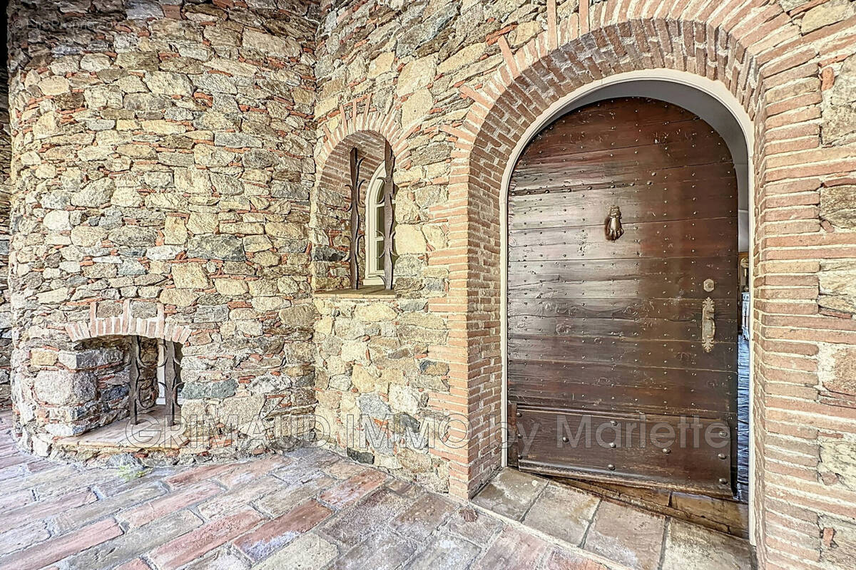 Maison à GRIMAUD