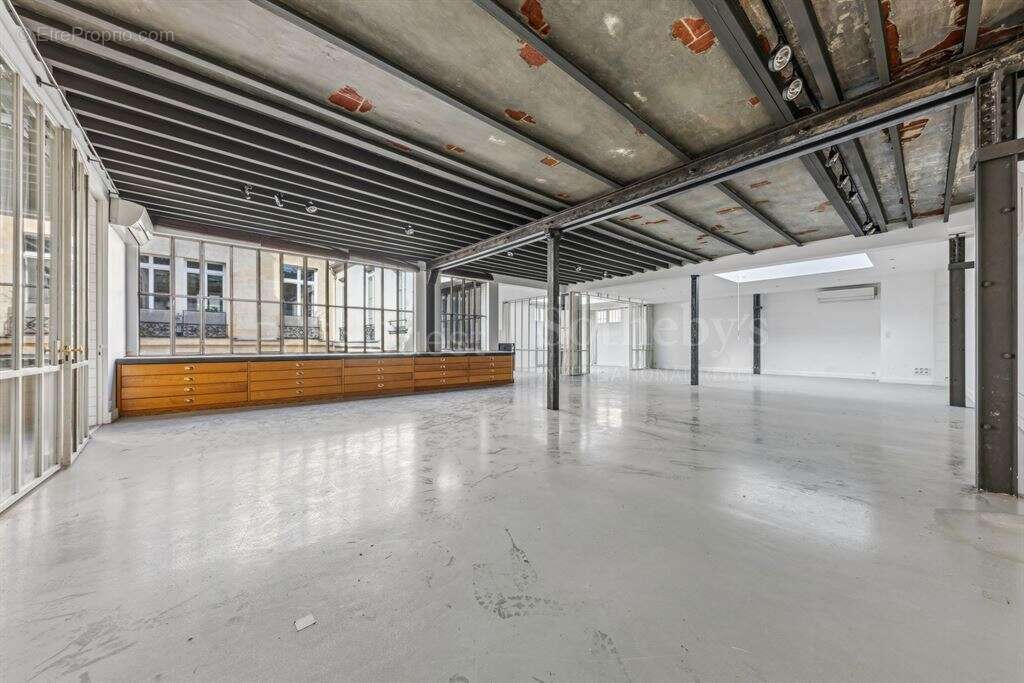 Appartement à PARIS-6E