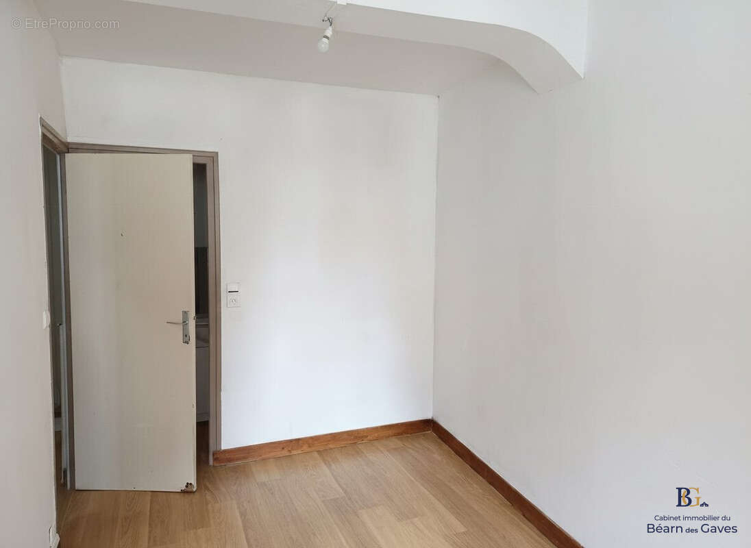 Maison 69 m² à Salies-De-Bearn  - photo 5
