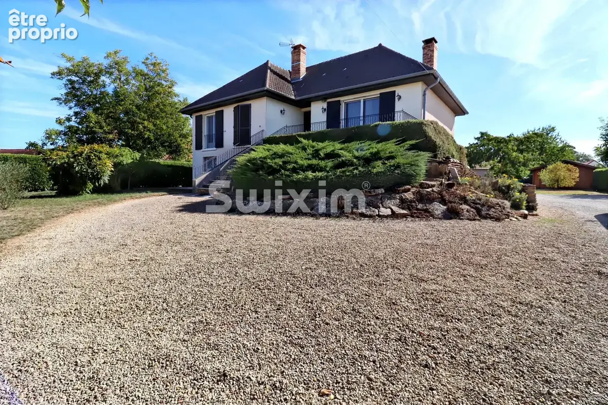 Photo Maison à Saint-Martin-En-Bresse au prix de 250 000€